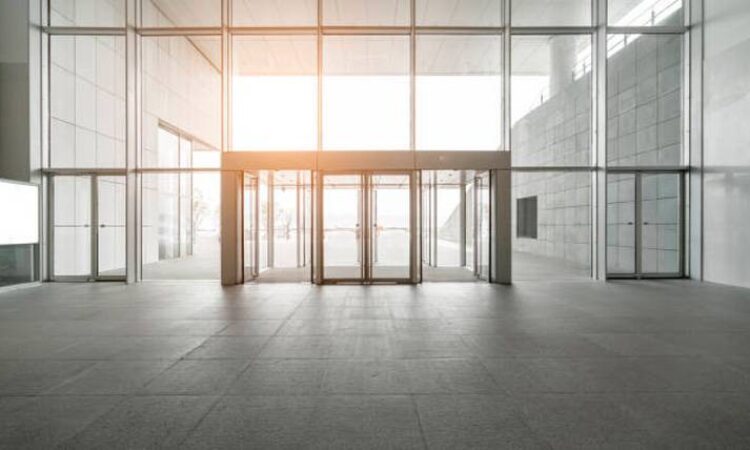 conheca-os-beneficios-das-portas-de-vidro-2021-06-23-portavidrofvt